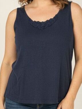 Extra Touch Womens Sz 2X Sleeveless Cotton Blend Top Navy Blue Floral Neck